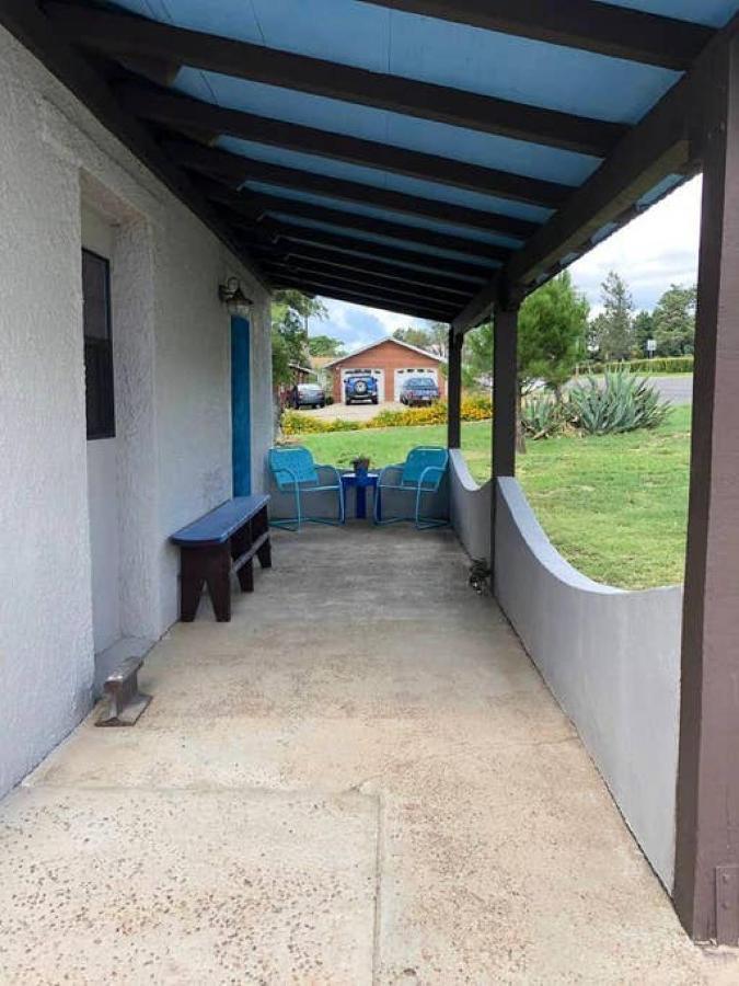 El Viejo Adobe - Across From Sul Ross Campus Bed & Breakfast Alpine Exterior photo